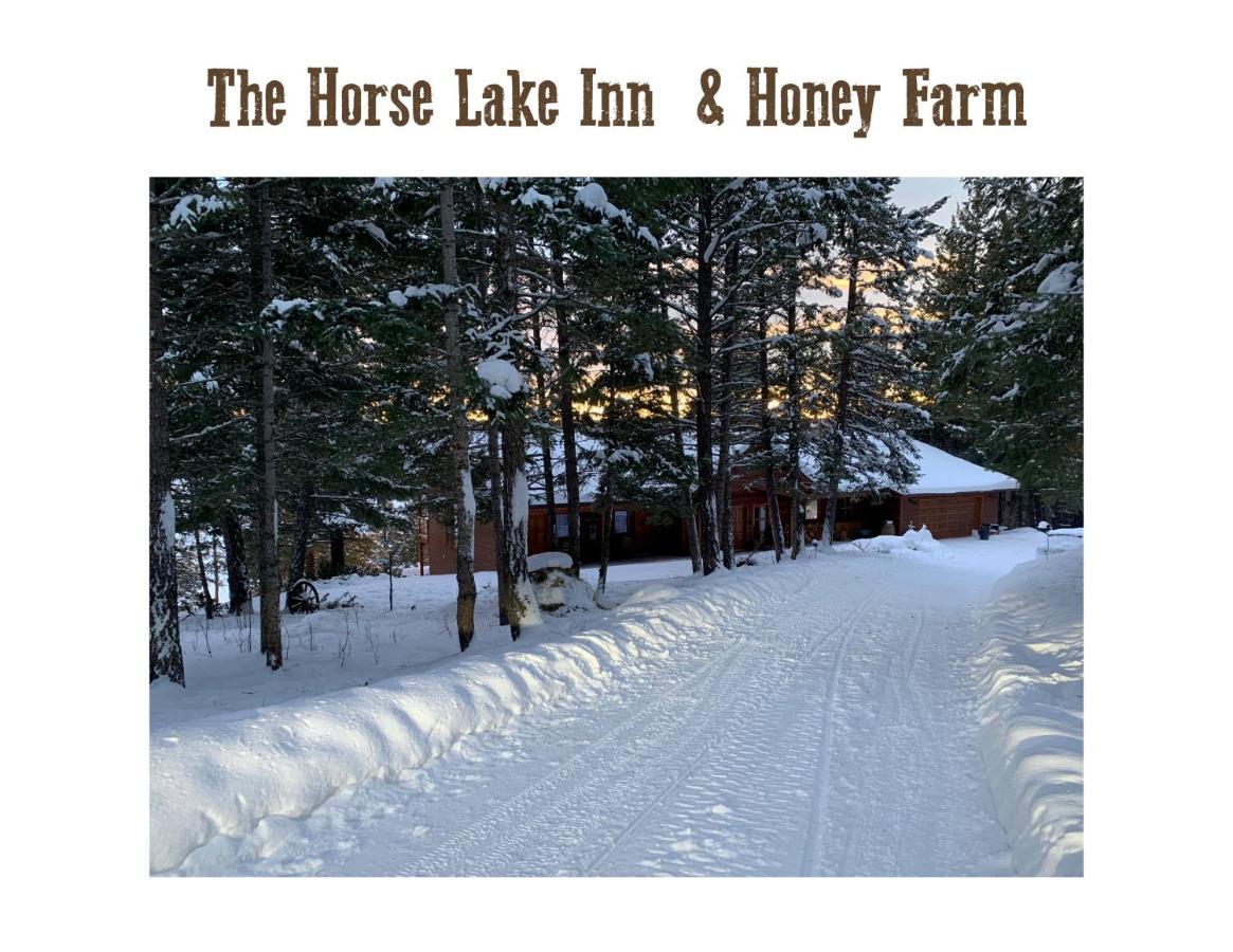 The Horse Lake Inn Lone Butte Esterno foto