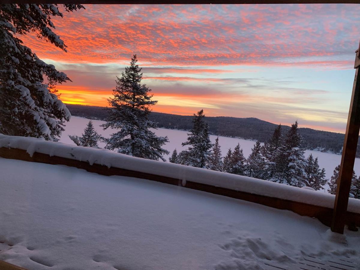 The Horse Lake Inn Lone Butte Esterno foto